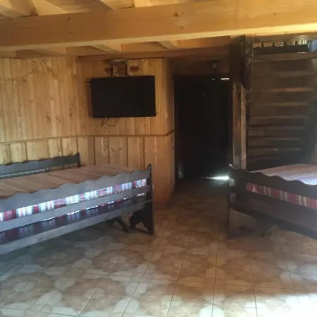 Gutsul Krai Bed & Breakfast Yablunytsya