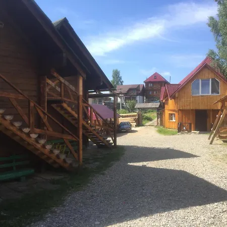 Gutsul Krai Bed & Breakfast *