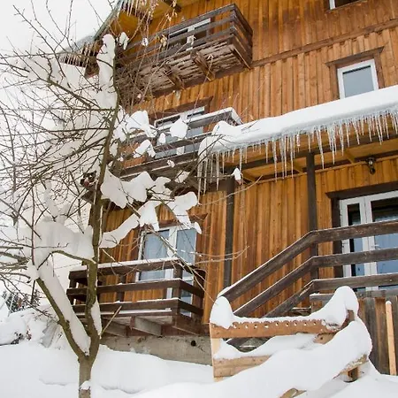 Bed & Breakfast Gutsul Krai *