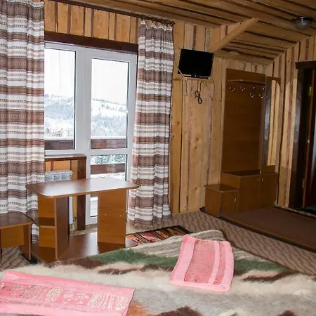 Gutsul Krai Bed & Breakfast Yablunytsya