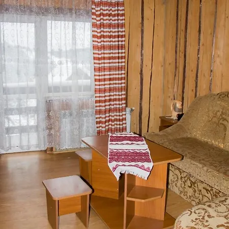 Gutsul Krai Bed & Breakfast *